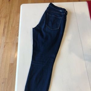 High waisted ankle fray jeans